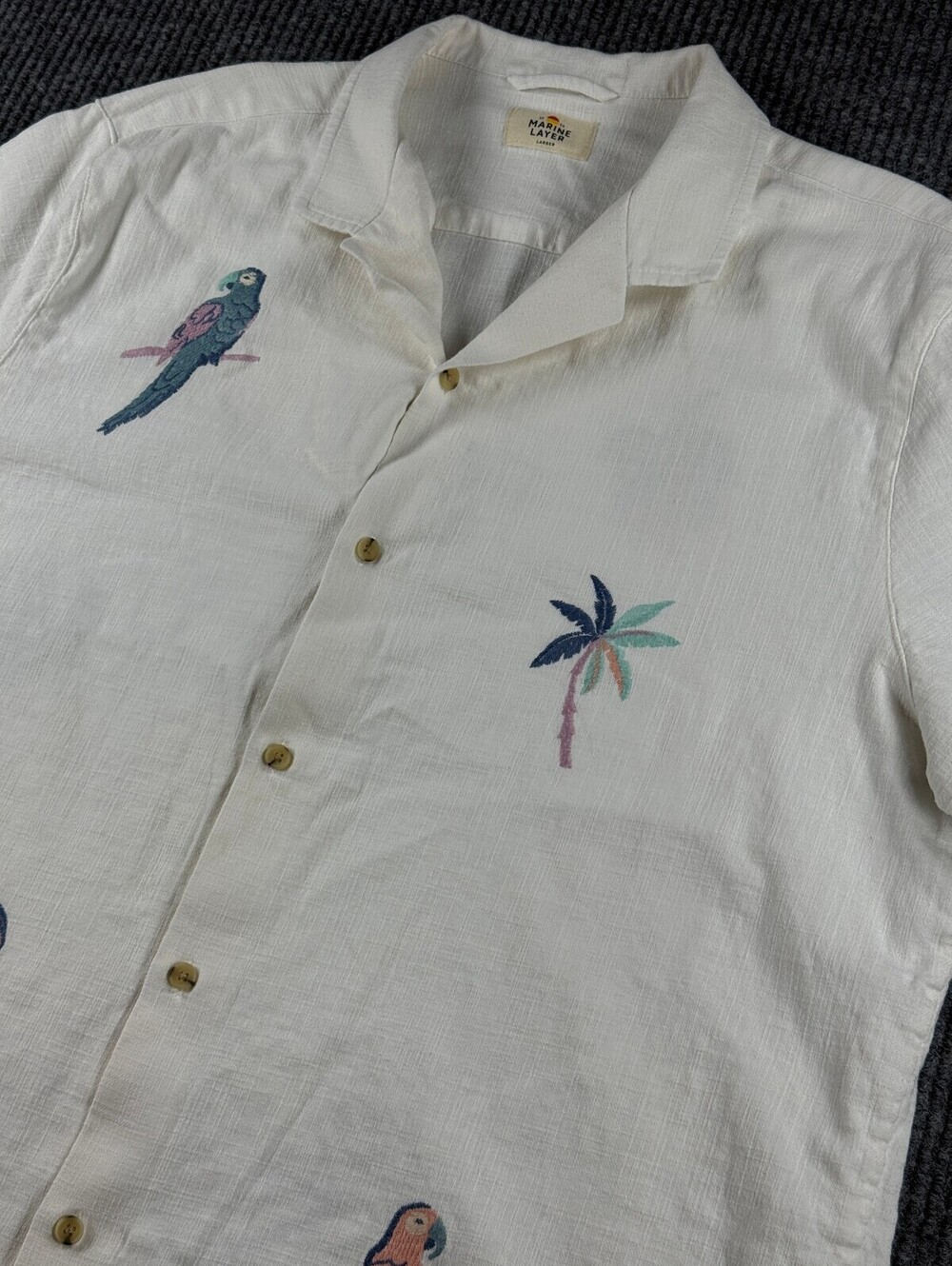 Marine Layer Embroidered Stretch Selvedge Resort Shirt Mens L Parrots & Palms